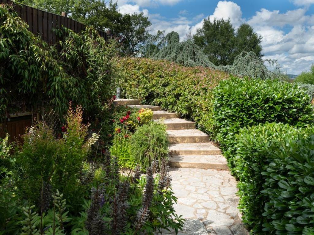 Location Bayat pour 5 personnes