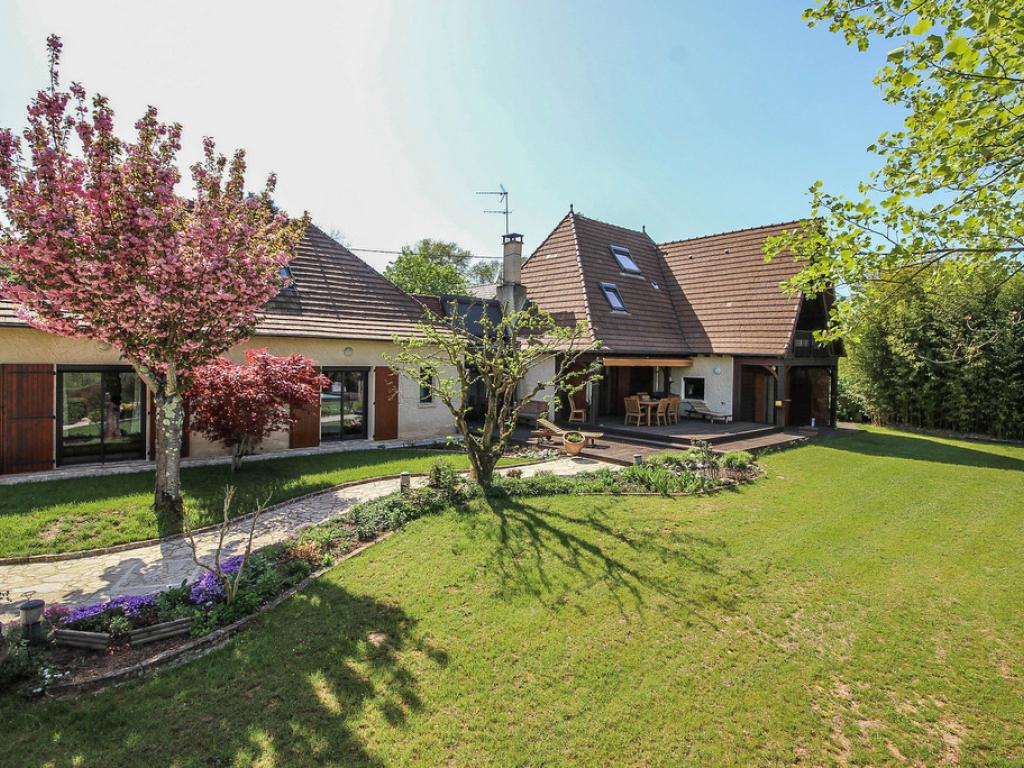 Location Bayat pour 5 personnes