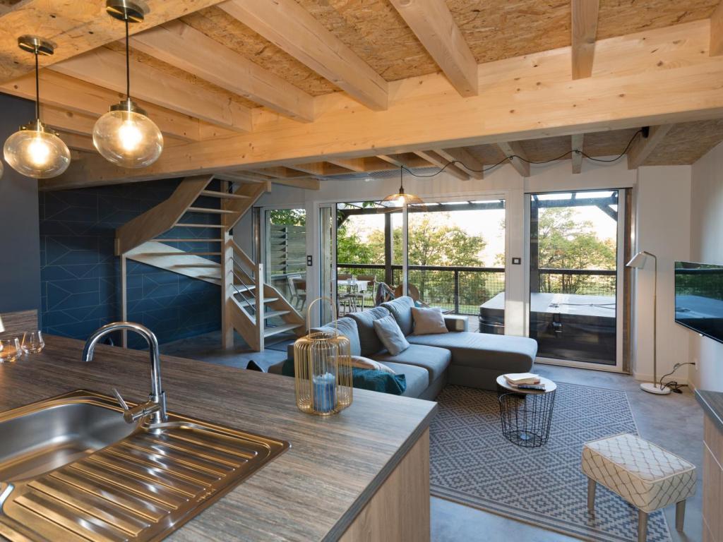 Lodge Spalazen nature Henry