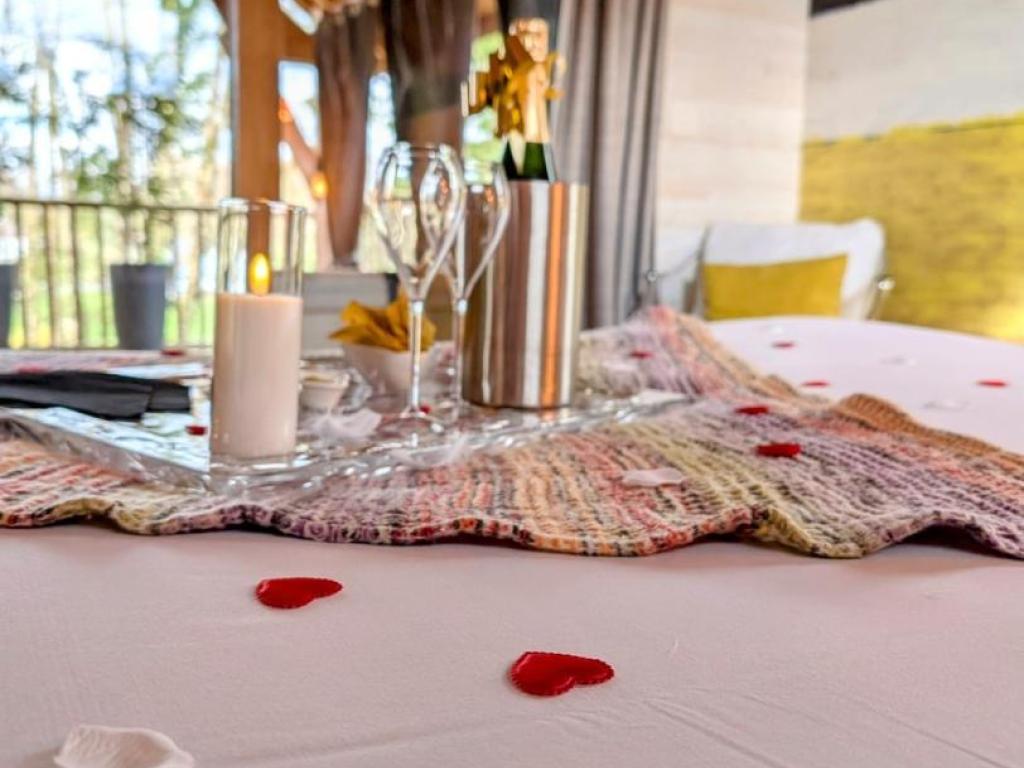 Cyprès si haut cabane et Spa