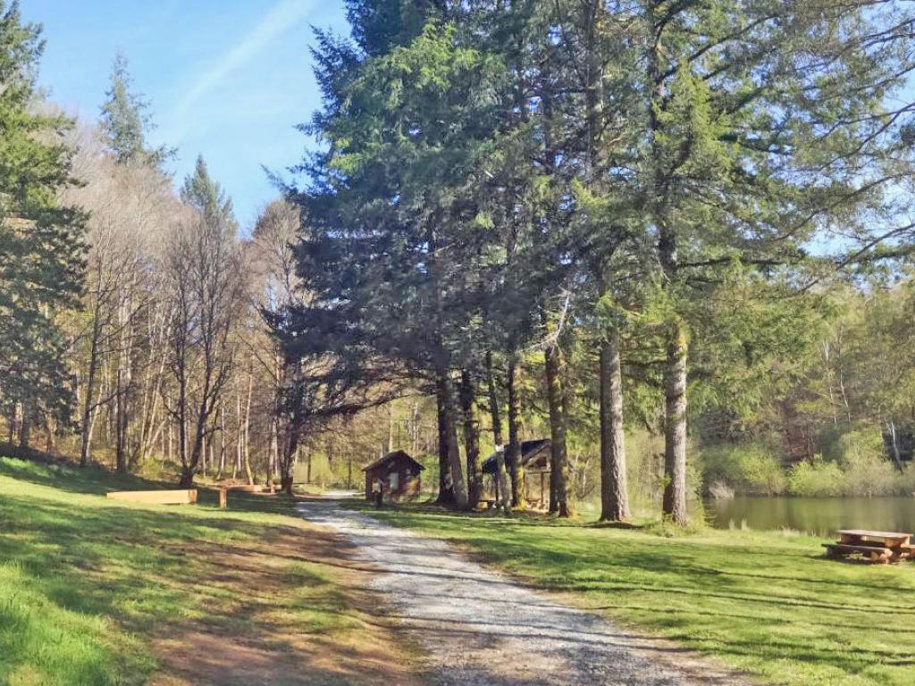 Aire de bivouac de la Tine à Sarran