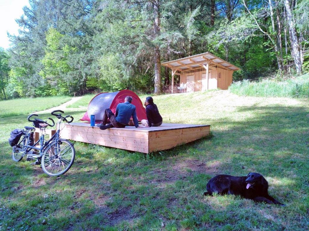 Aire de bivouac de la Tine à Sarran
