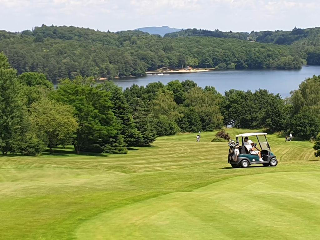 Golf de Neuvic d'Ussel