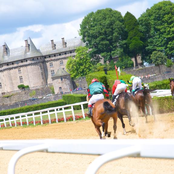 horse racing