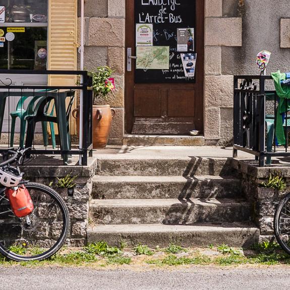 Accueil vélo en Corrèze - ©UnMondeàVélo Accueil vélo en Corrèze - ©UnMondeàVélo