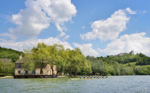 Aviron sur la lac du causse