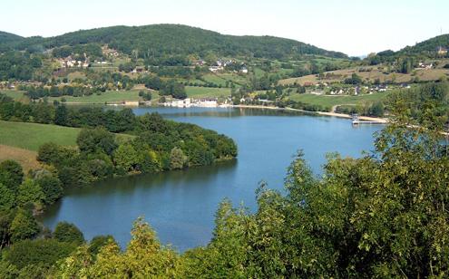 Le lac du causse corrézien