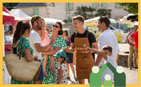 Famille sur un marché en Corrèze