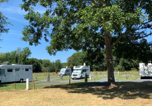 Aire camping-car park d'Allassac_1