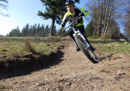 Piste de descente VTT du Mont Bessou_1 | © ssnhc Piste de descente VTT du Mont Bessou_1