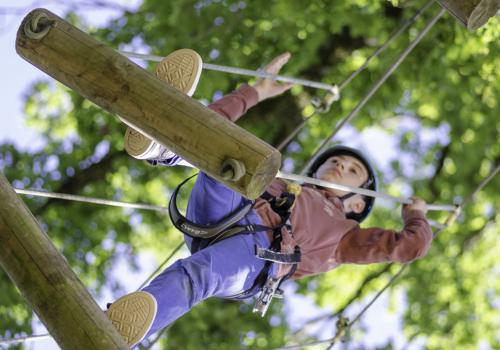 Parcours acrobatique en hauteur Montoz'Arbres_1