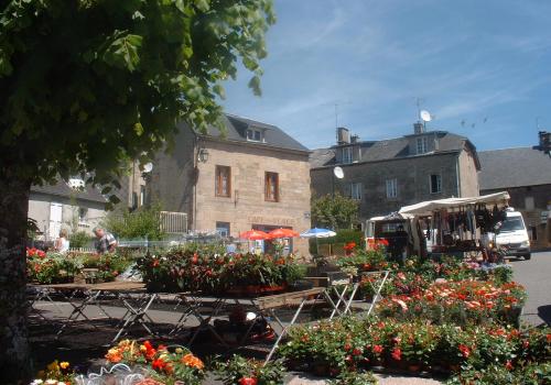 Marché de Bugeat Du 23 mai au 26 sept 2024