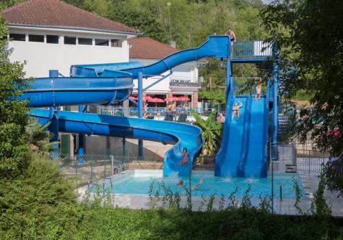 Toboggans_1 | © Piscine la Valane Toboggans_1