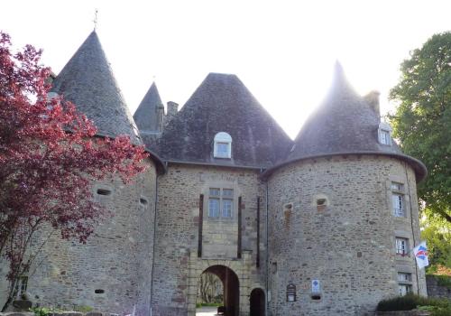 Office de Tourisme Terres de Corrèze - Bureau de Pompadour_1