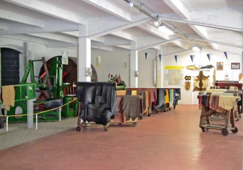 Musée de la tannerie et du cuir et petit musée de l'école_1 | Musée de la tannerie et du cuir Musée de la tannerie et du cuir et petit musée de l'école_1