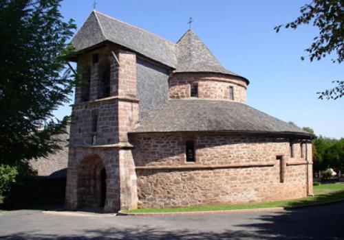 Eglise en rotonde de Saint-Bonnet-Larivière_1