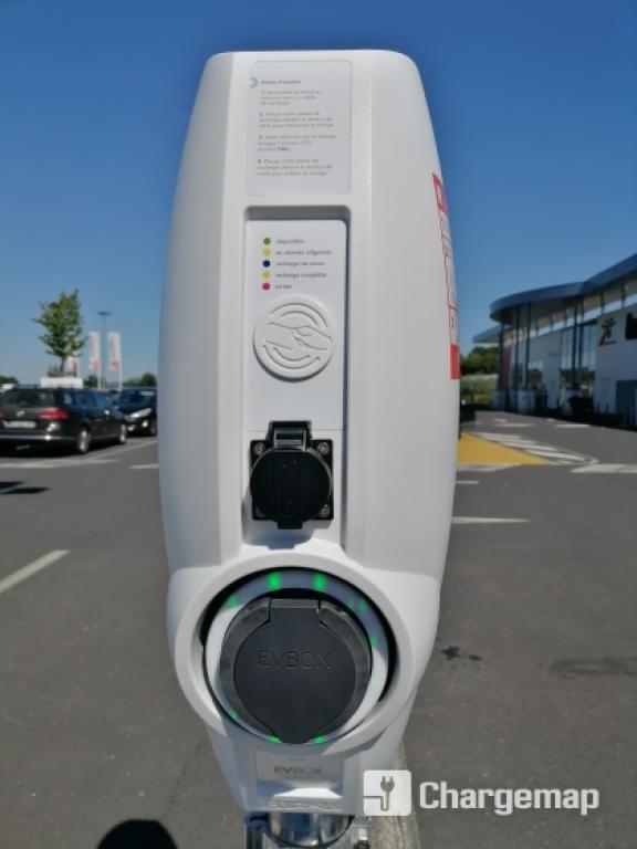 Borne électrique Intermarché