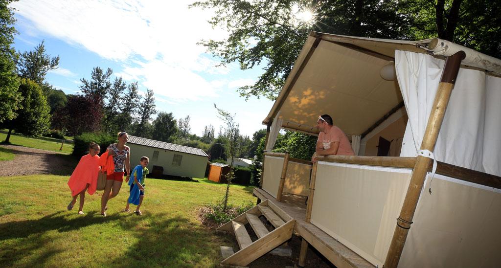 Aire d'accueil de camping-cars du camping Paradis le Coiroux