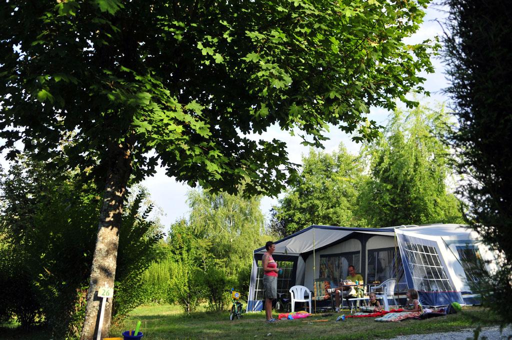 Aire d'accueil de camping-cars du camping Paradis le Coiroux