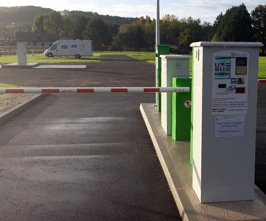 Aire camping-car park de Donzenac