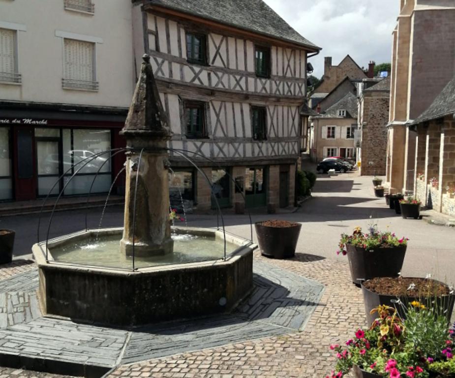 Aire camping-car park de Donzenac