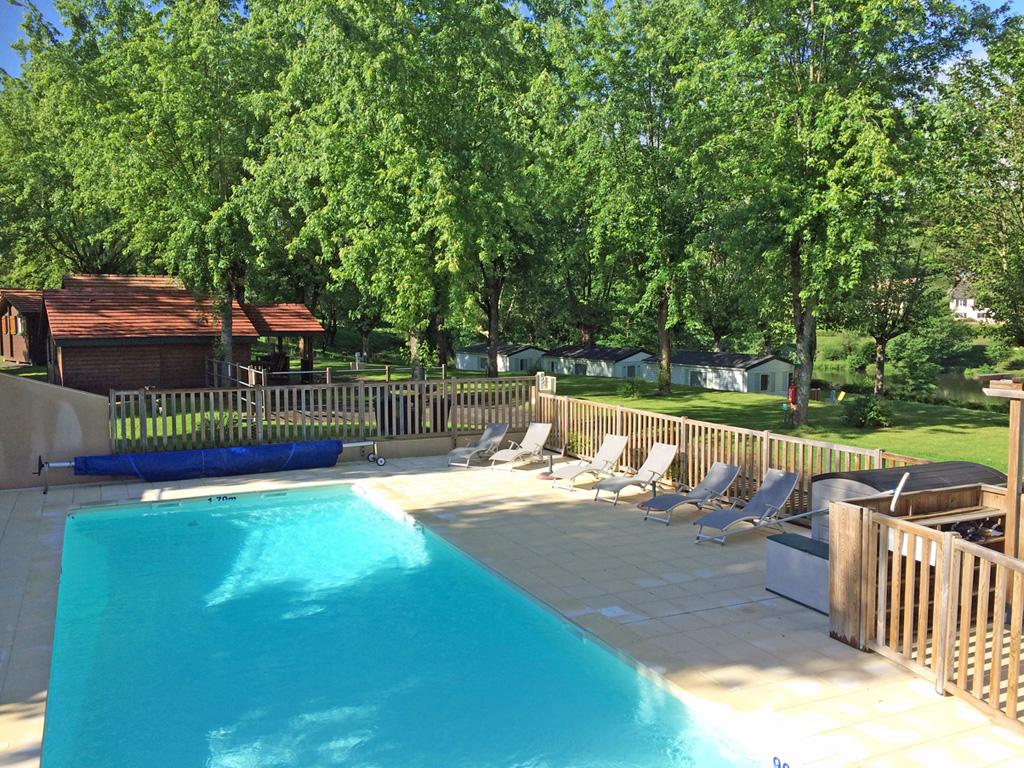 Aire d'accueil de camping-cars du camping "Les Etoiles"