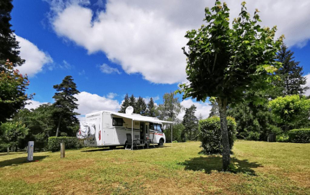 Aire camping-car park de Ponty