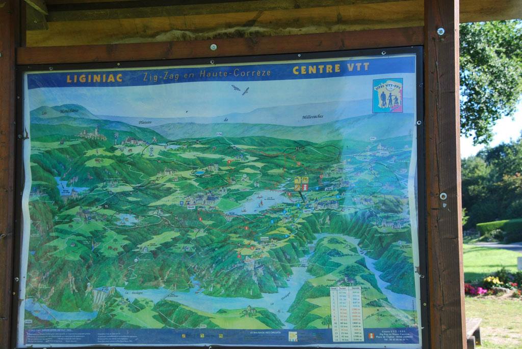 Zig-zag en Haute-Corrèze Base VTT