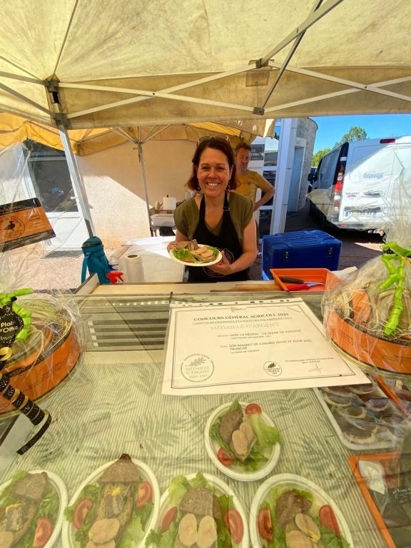 Marché des Producteurs de Pays de Chartrier-Ferrière