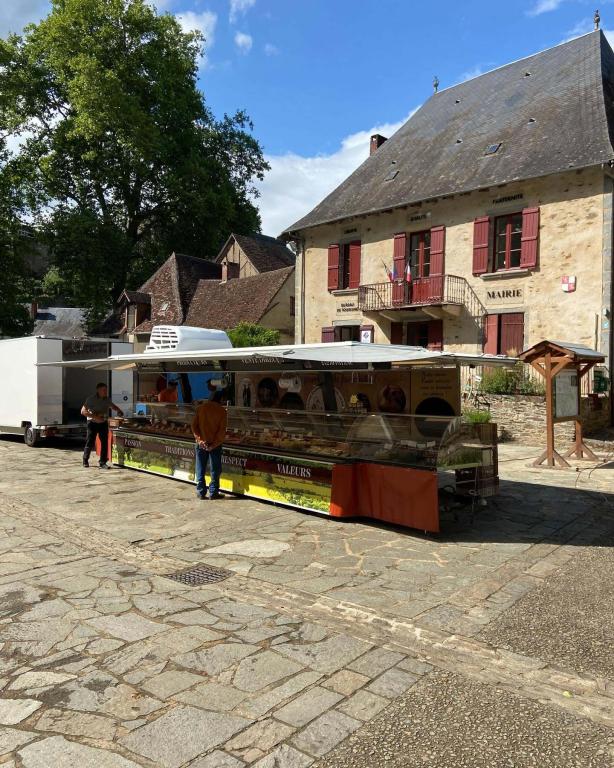 Marché des Producteurs de Pays de Ségur le Château