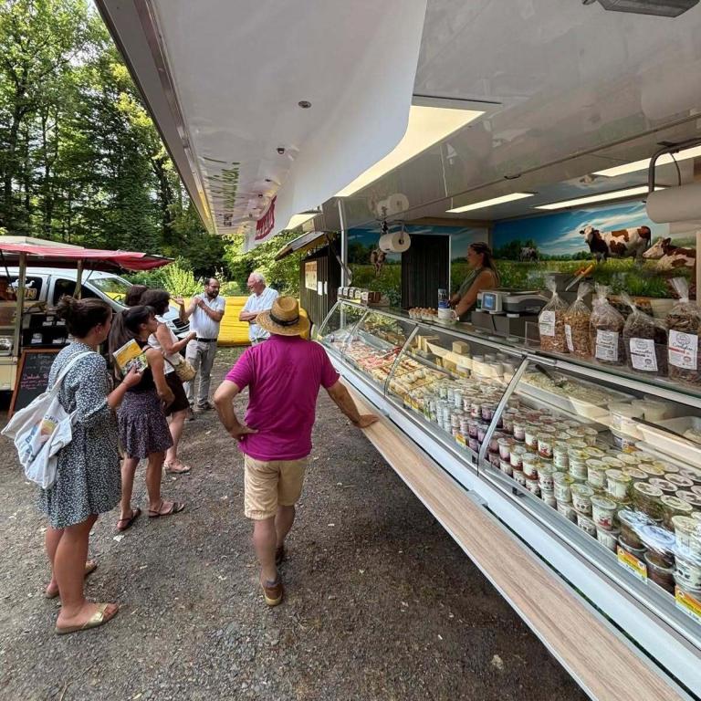 Marché des Producteurs de Pays Voutezac - Le Saillant