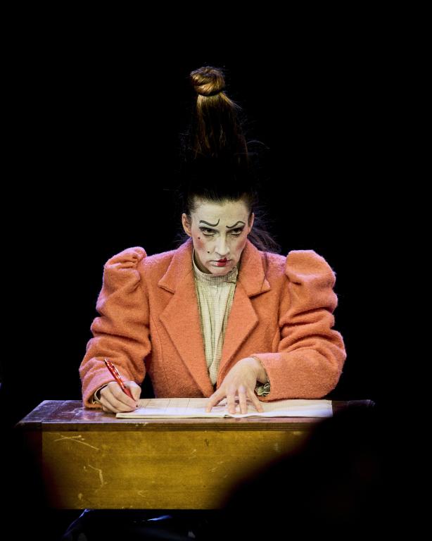 Spectacle de clown - Mademoiselle Touche par la compagnie Füt Füt