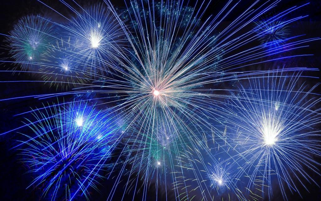 Feu d'artifice à Saint-Pardoux-Corbier