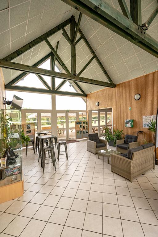 Hébergement BASE Sports Loisirs Vézère