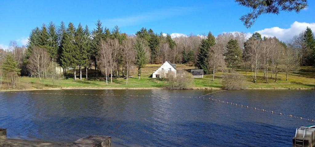 Location Ensemble Lemoine