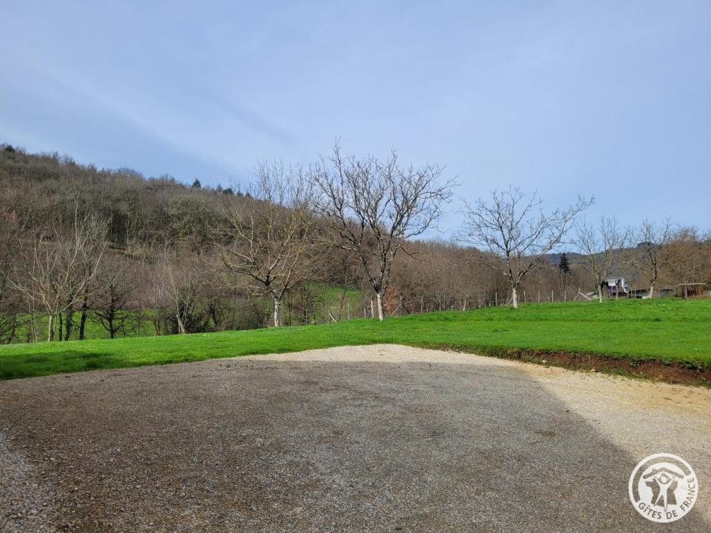 A l'ombre des Noyers