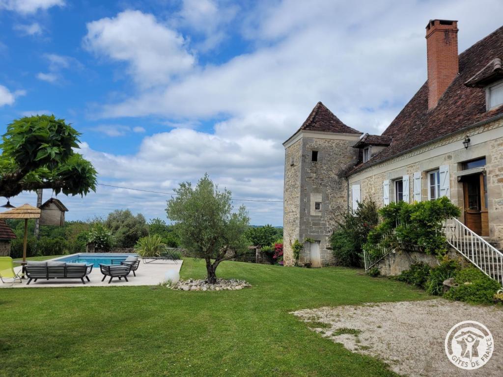 Location Gîtes de France à Queyssac-les-Vignes
