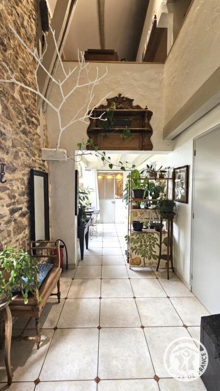 Chez nous