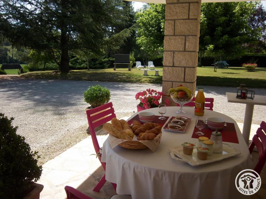 Les Grillons
