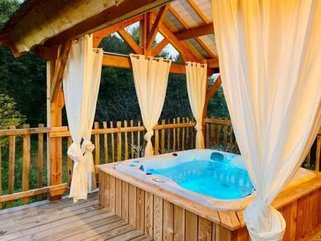 Cabane perchée La Douce parenthèse