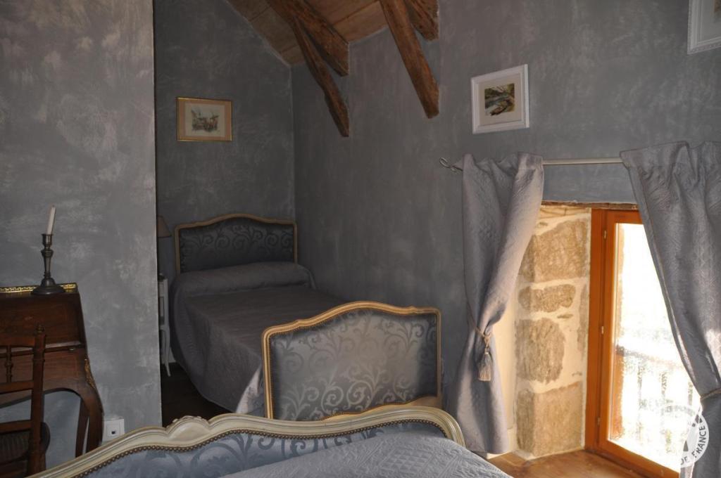Les Escures