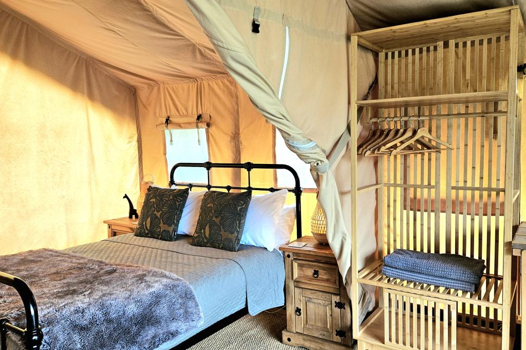 Camping Le Ranch - Tentes safari avec bain nordique