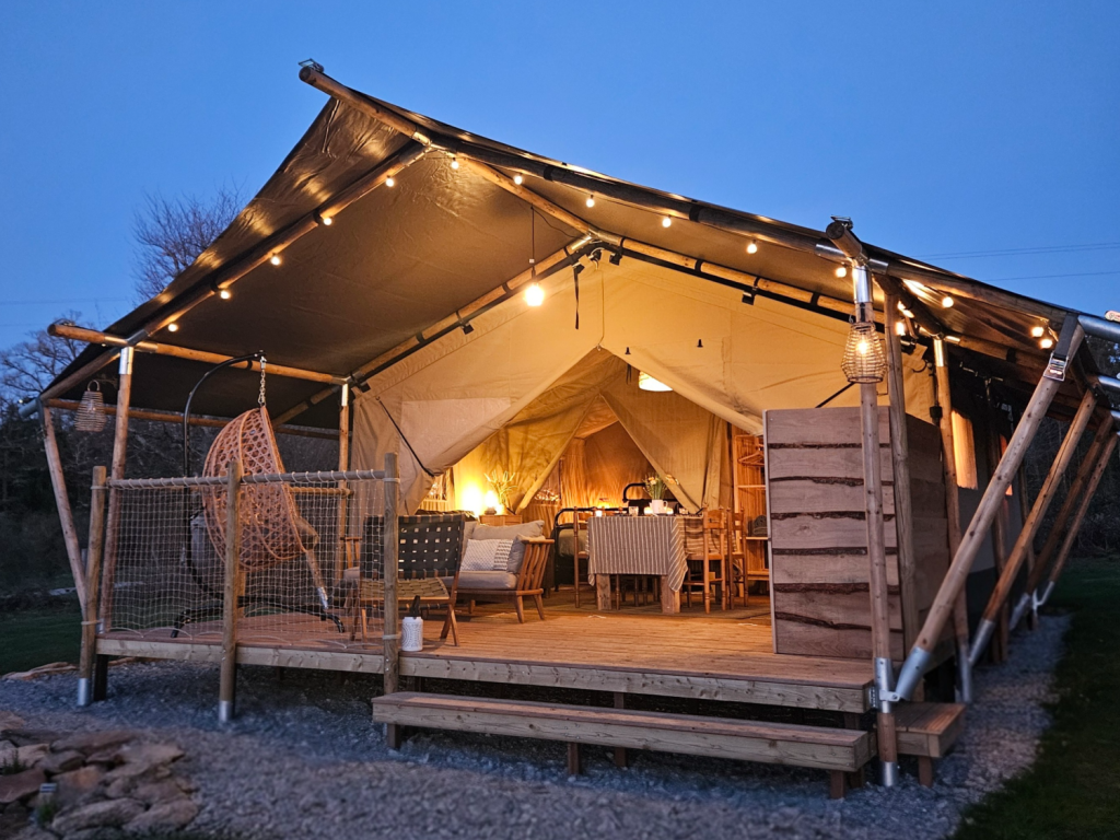 Camping Le Ranch - Tentes safari avec bain nordique