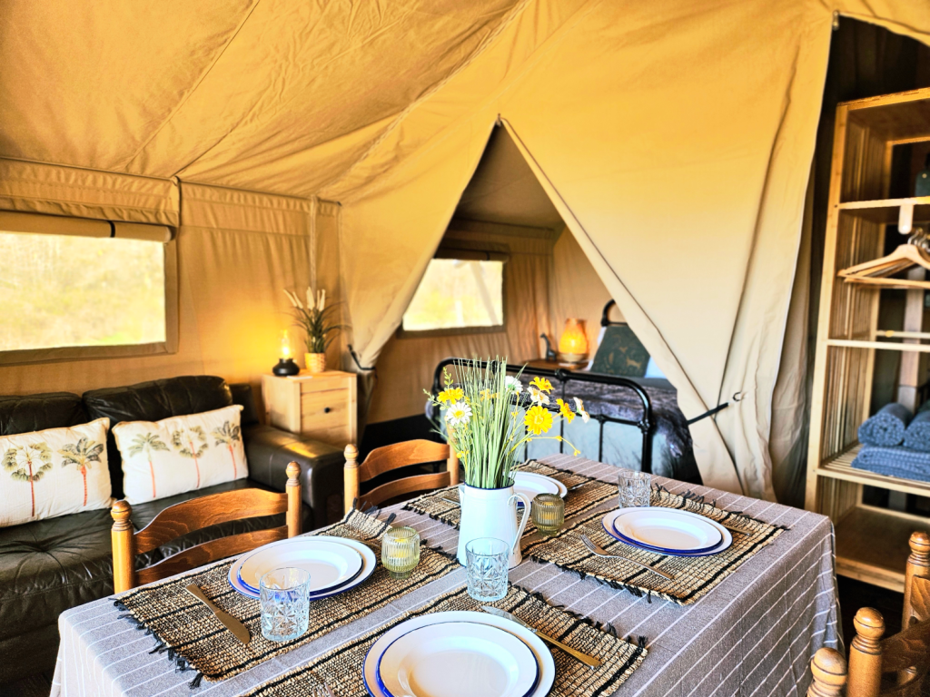 Camping Le Ranch - Tentes safari avec bain nordique