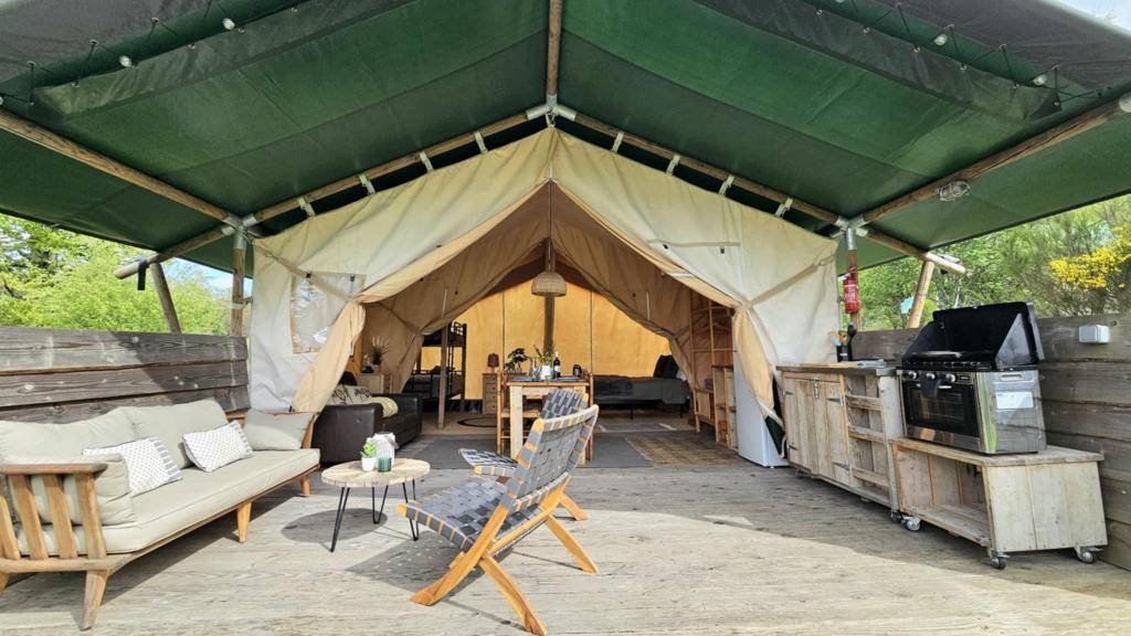 Camping Le Ranch - Tentes safari avec bain nordique