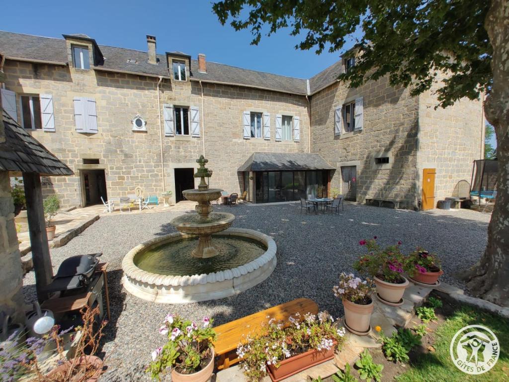 Les dépendances du Château