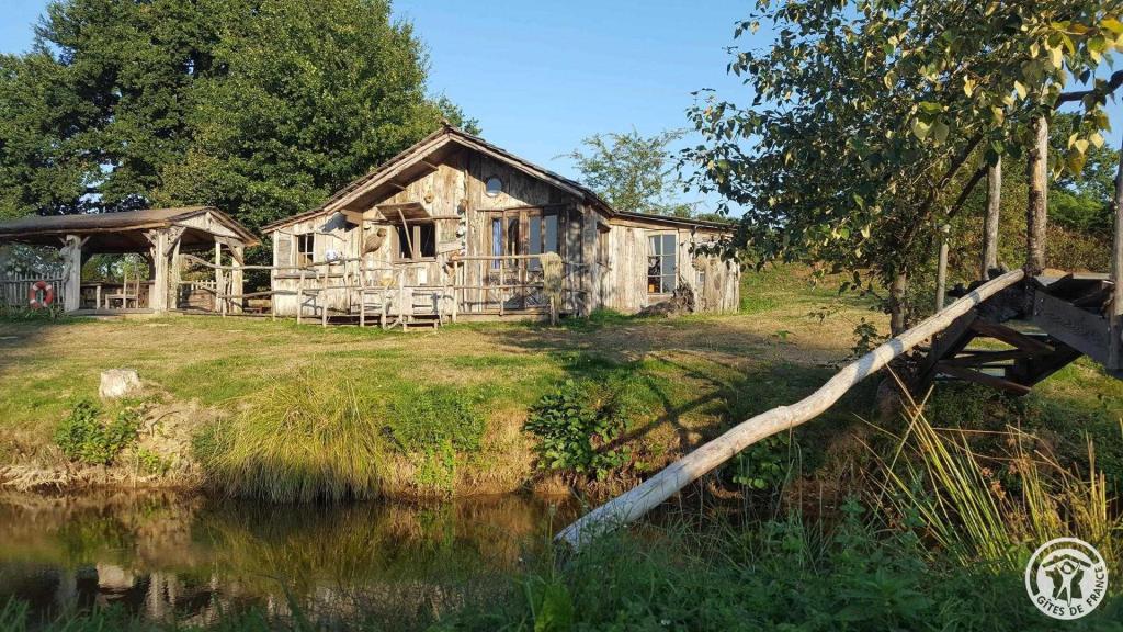 La pêcheur à La ferme des histoires mélangées