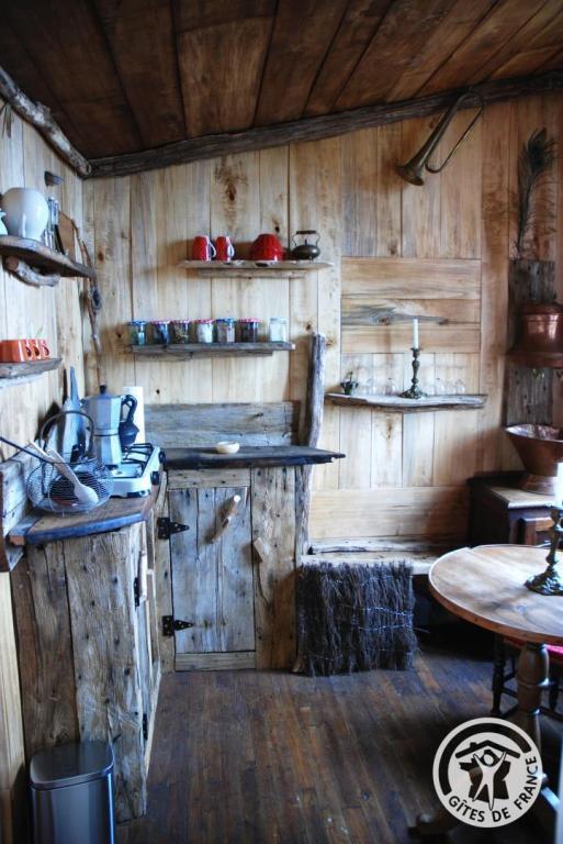 Le Nid à La ferme des histoires mélangées