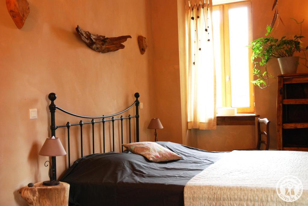 Le Nid à La ferme des histoires mélangées