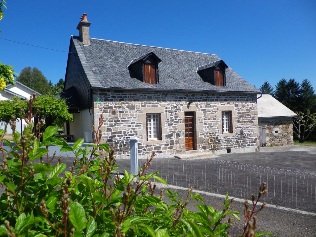 La Maison du Pépé - Meublé de Tourisme CHASSAGNE